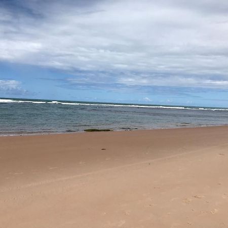Flat Guarajuba Beira Da Praia Pe Na Areia Ngoại thất bức ảnh